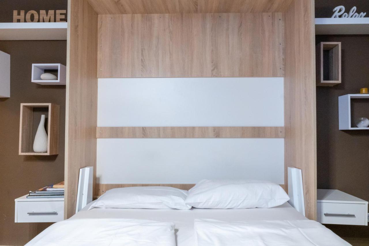 Upmarket Studio With Balcony In Friedrichshain Διαμέρισμα Βερολίνο Εξωτερικό φωτογραφία