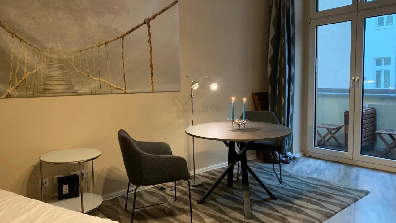 Upmarket Studio With Balcony In Friedrichshain Διαμέρισμα Βερολίνο Εξωτερικό φωτογραφία